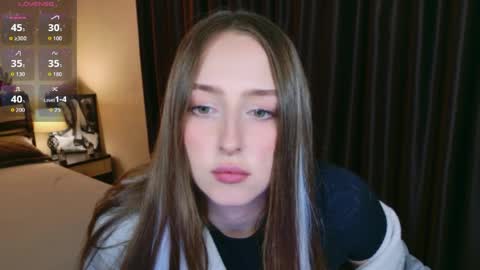 Jasmine online show from April 8, 10:39 am