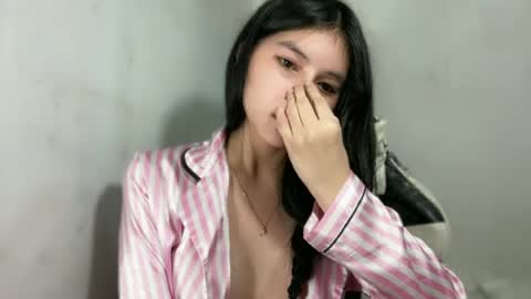 jassie_baee online show from July 16, 12:43 pm