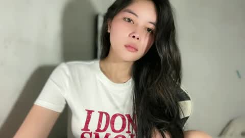 jassie_baee online show from August 5, 6:42 am