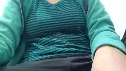 jasspreettt online show from December 2, 4:25 am