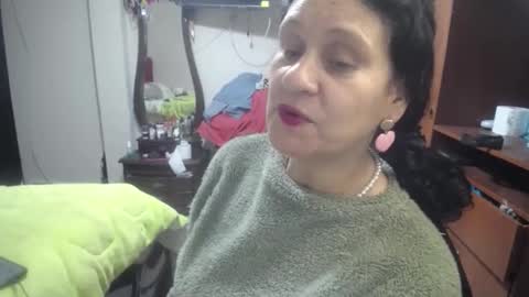 jazmim online show from December 15, 1:16 pm