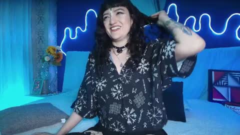 Jean online show from April 4, 7:56 pm