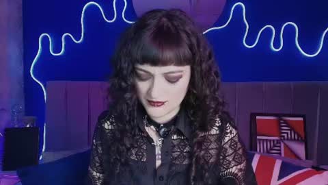 Jean online show from July 8, 7:38 pm