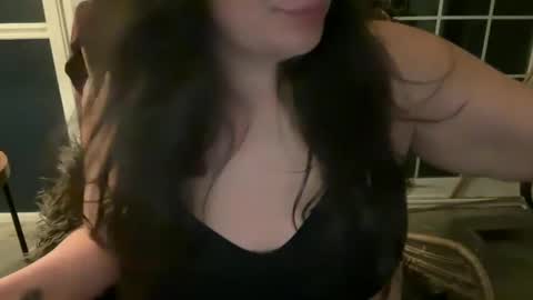 Snapshot of jellybeanin chatting on October 12, 9:01 am Jelli online show from October 12, 9:01 am