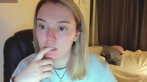 Jenice online show from April 25, 9:01 am