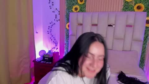 jeniferpowell_nm online show from October 9, 12:48 am