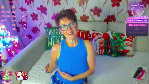 Snapshot of jennalison chatting on January 4, 2:56 pm Jenn online show from January 4, 2:56 pm