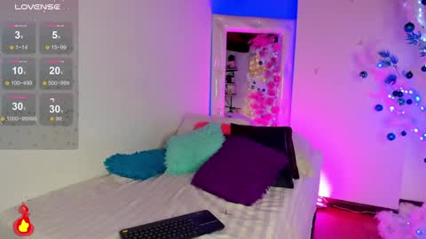 follow me in me  IG jenndy971 online show from December 3, 3:18 am