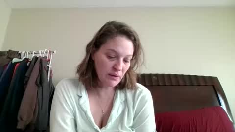 Snapshot of jennibean6996 chatting on December 14, 2:00 pm Jennibean6996 online show from December 14, 2:00 pm