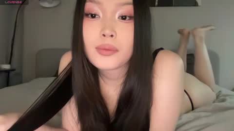 jennie_yung online show from July 21, 5:41 am
