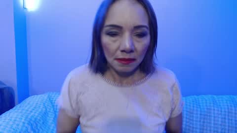 Snapshot of jennierosse chatting on January 12, 1:27 pm Jennie online show from January 12, 1:27 pm