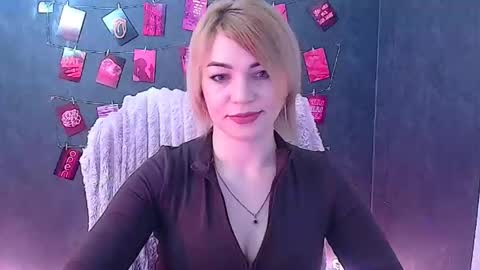 Jennifer online show from March 24, 6:52 am