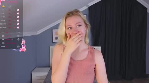 jennifer_mathis online show from October 2, 3:17 pm