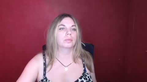 Jennifer online show from September 10, 3:01 pm