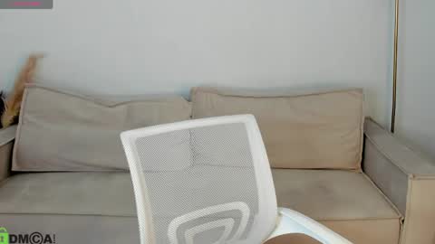 Jennifer Perezz online show from May 7, 9:46 am