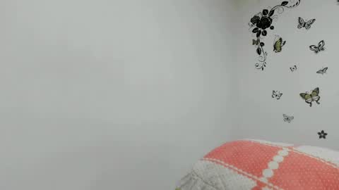 jenniferloveyou online show from April 14, 5:02 pm