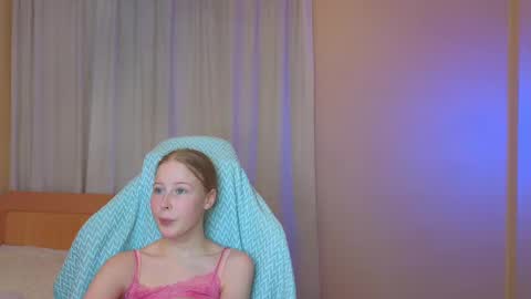 Snapshot of jenny_angelok chatting on December 17, 10:01 am Next broadcast on December 05 subject to change online show from December 17, 10:01 am