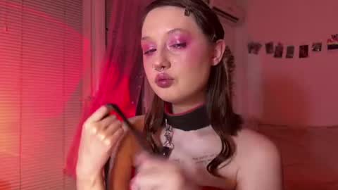 Jennifer Jenny Darling   online show from June 15, 8:20 pm