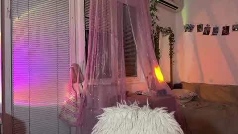 Jennifer Jenny Darling   online show from July 20, 7:14 pm
