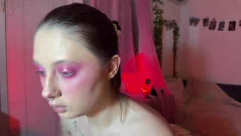 Jennifer Jenny Darling   online show from June 22, 8:17 pm