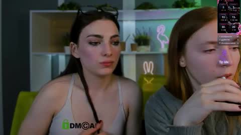 jenny_donne online show from March 23, 4:35 pm