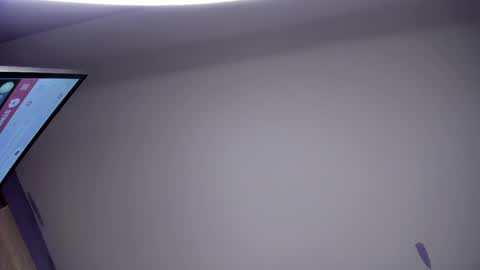 Snapshot of jenny_evans82 chatting on February 18, 2:16 am jenny online show from February 18, 2:16 am