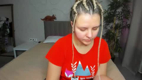 Jenny online show from October 24, 9:38 am