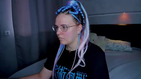 Jenny online show from July 23, 9:17 am