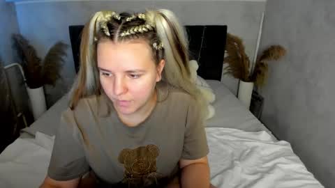 Jenny online show from February 20, 6:19 am