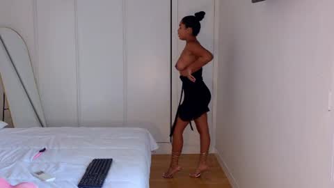 Jenny Roberts online show from July 9, 5:59 pm