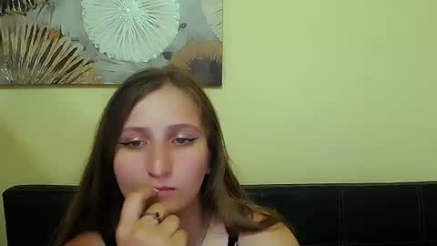 jenny_smille_ online show from June 18, 9:47 am
