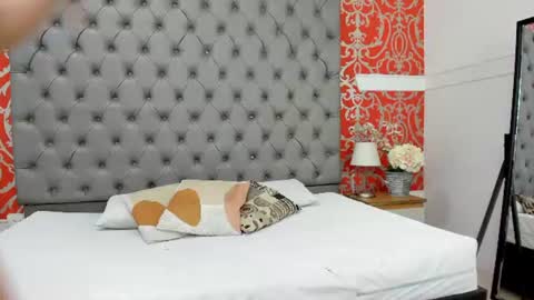 jenny_towers online show from June 25, 3:17 am