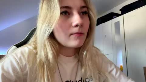Sonya online show from July 28, 12:48 pm