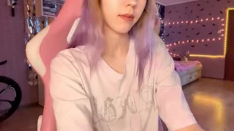 jerrienyhan online show from February 25, 2:04 pm