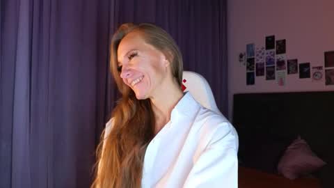 jesica_moon_peachy online show from September 18, 1:48 am