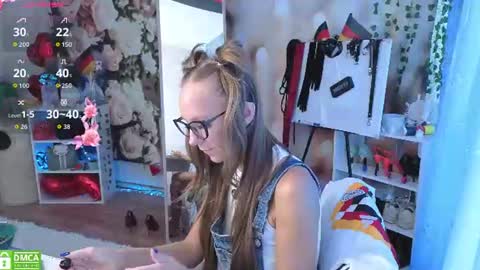 jesica_moon_peachyy online show from July 17, 4:17 am