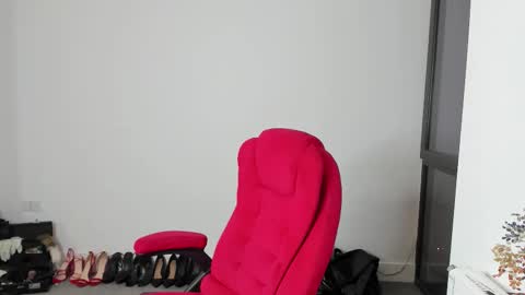 MistressJesicaCoper online show from February 17, 11:15 pm