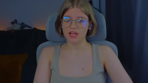  JessieVibes online show from October 23, 1:17 pm