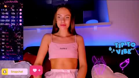 Snapshot of jess_kahawaty chatting on February 16, 9:16 pm Jess online show from February 16, 9:16 pm