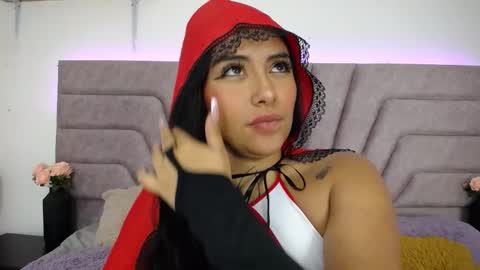 Jessica Kraft online show from October 15, 2:14 am