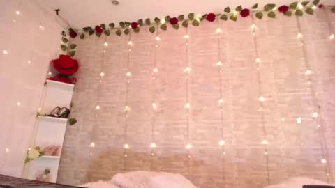 Snapshot of jessica_muse chatting on October 1, 9:42 pm Jessica online show from October 1, 9:42 pm