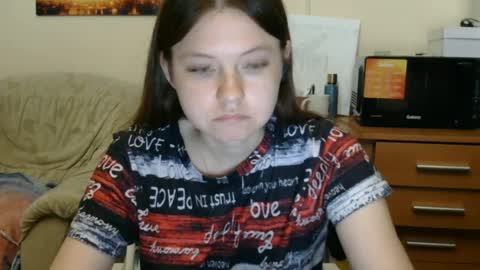 jessicaholland1 online show from June 11, 6:49 pm