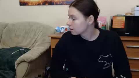 jessicaholland1 online show from May 29, 7:45 pm