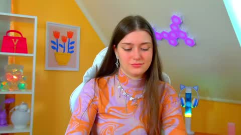 Jessica online show from April 14, 6:46 am