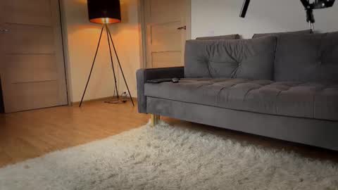 Jess online show from March 6, 2:45 pm