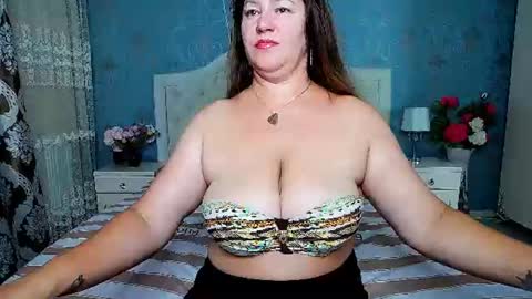 single mommy online show from June 23, 8:51 pm