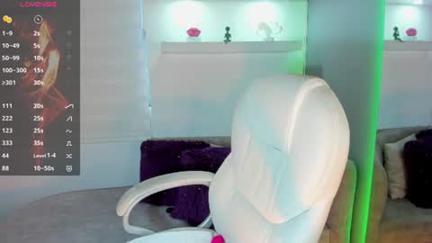 Jessisa online show from June 13, 10:51 pm