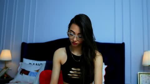 Jessie online show from June 25, 4:34 am