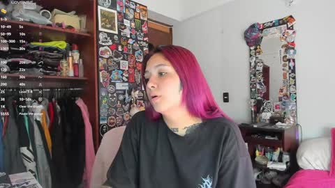 Your Sweet Angel online show from February 7, 6:02 pm