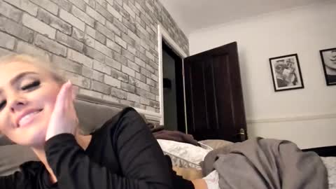 jessiebella0210_ online show from February 17, 7:57 pm